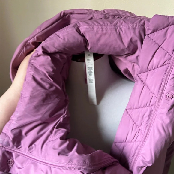 Lululemon Lilac Purple Wunder Puff Cropped Jacket, size 4 - Picture 8 of 14